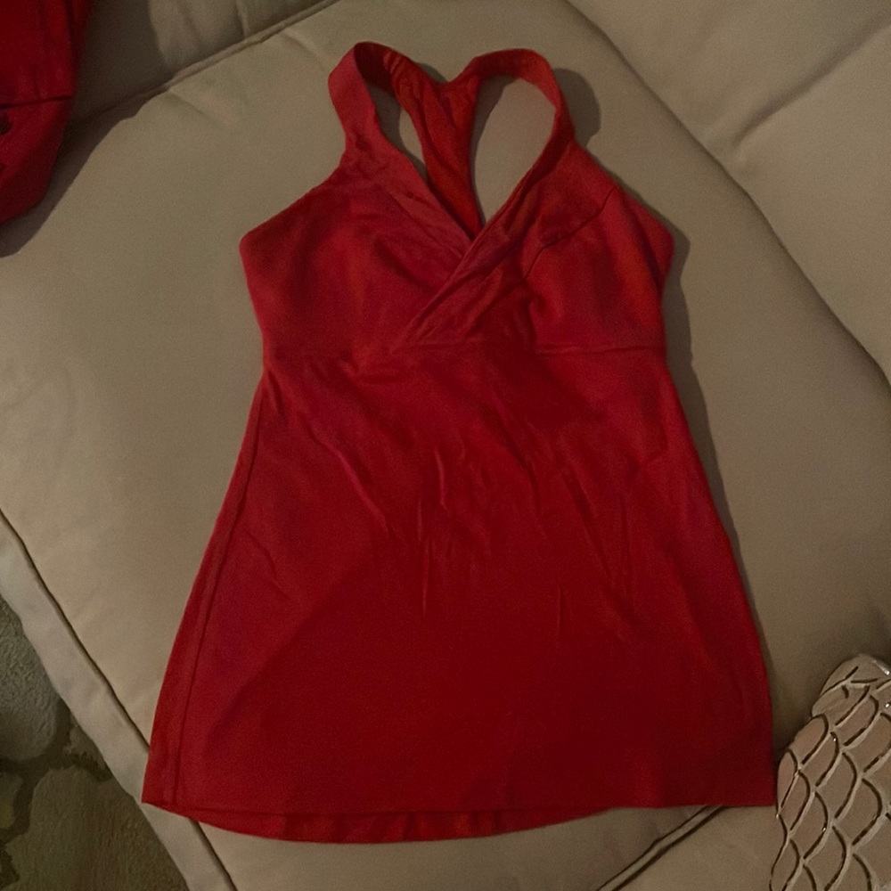 Lululemon tank top size 2